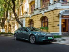 �������ﲬ��7��������3�����У����ɻ�Ϊ���+��������+С����̬